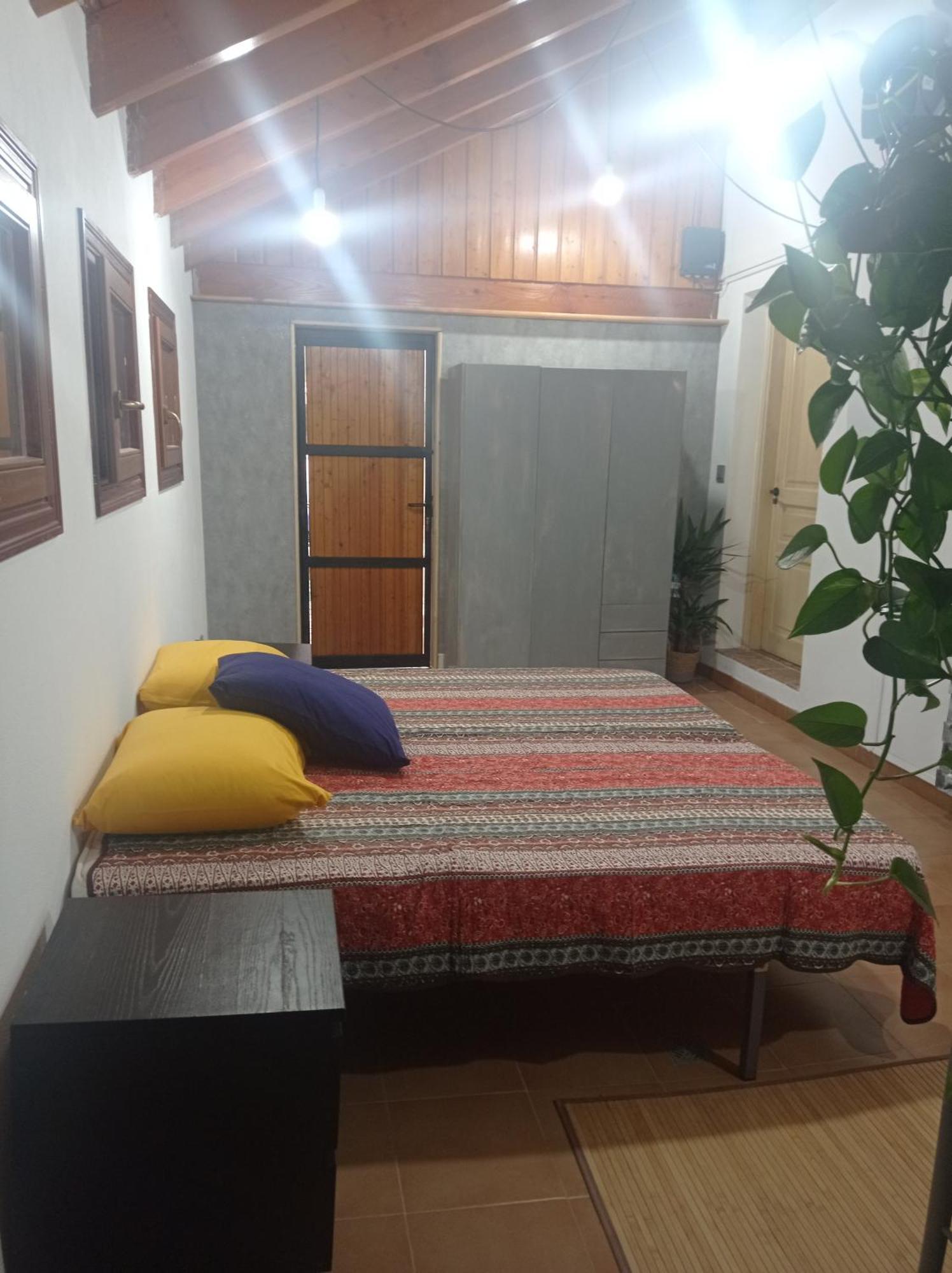 La Casa Malvarrosa Ampuero Szoba fotó